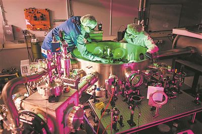 ZEUS为目前全美最强大的激光器。图片来源:美国密歇根大学