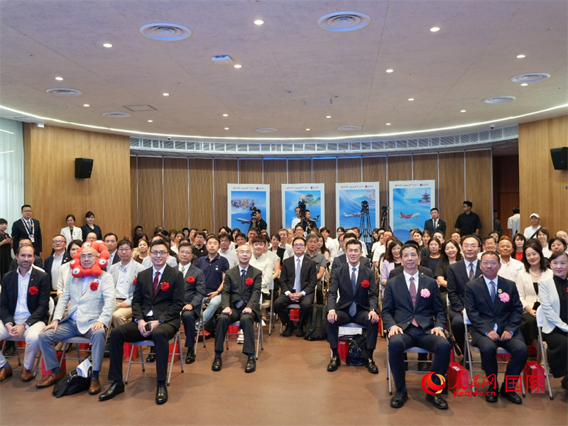 8月17日,国航在大阪世博会中国馆成功举办“用心相伴,与爱同行”主题日活动。人民网 许可摄
