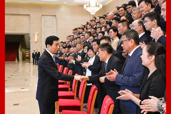 纪念任建新同志诞辰100周年座谈会在京举行 王沪宁出席